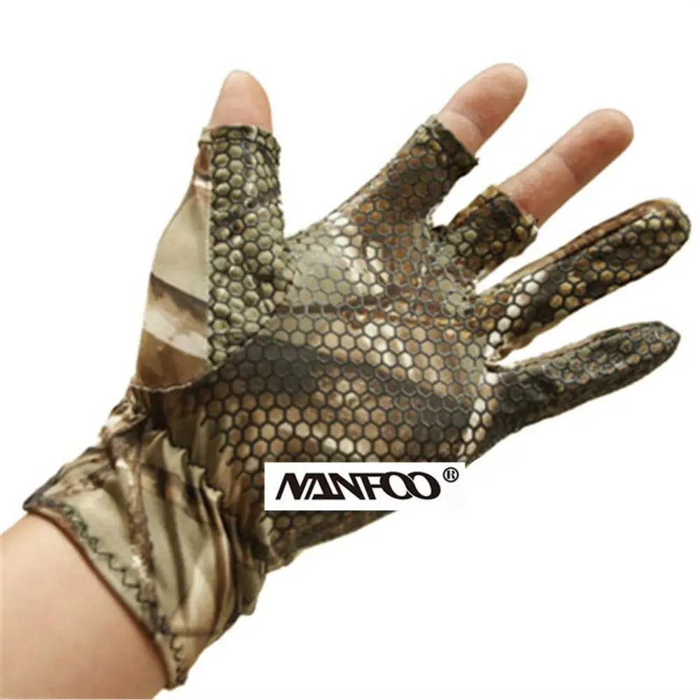 Fingerless Camo Gloves